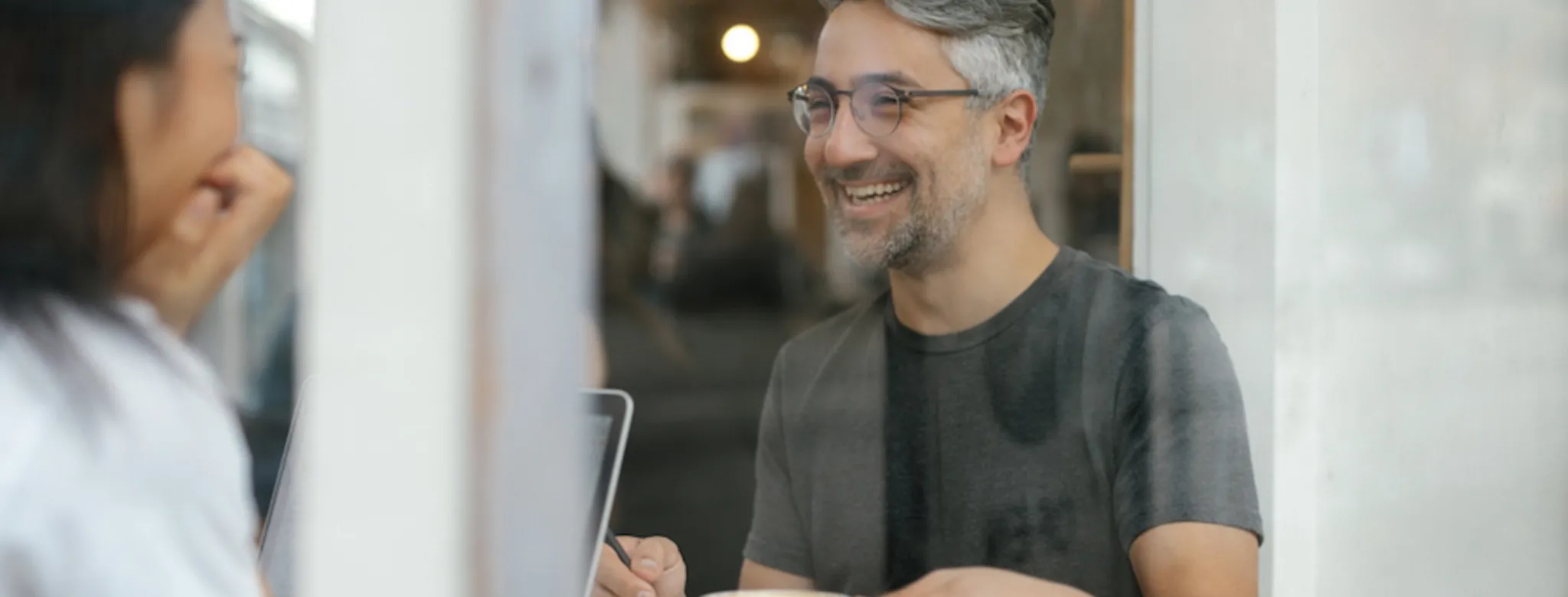 A bookkeeper meeting with a client